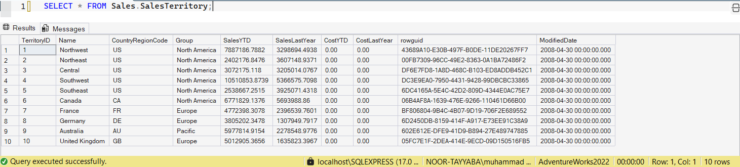SSMS screenshot: query 3 and its result