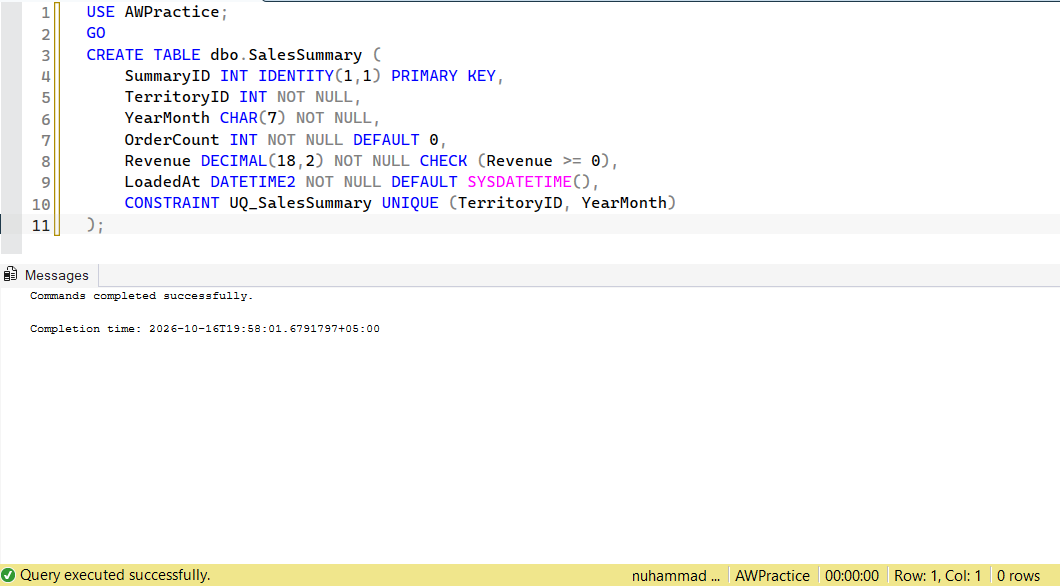 SSMS screenshot: query 1 and its result