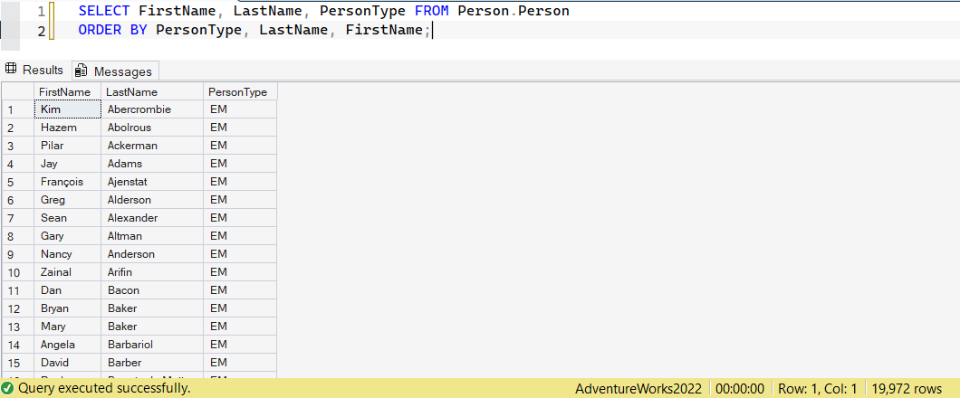 SSMS screenshot: query 4 and its result