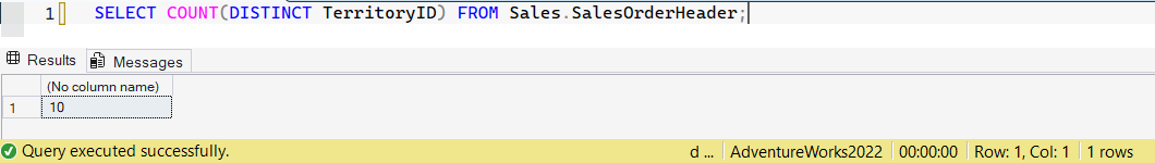 SSMS screenshot: query 3 and its result