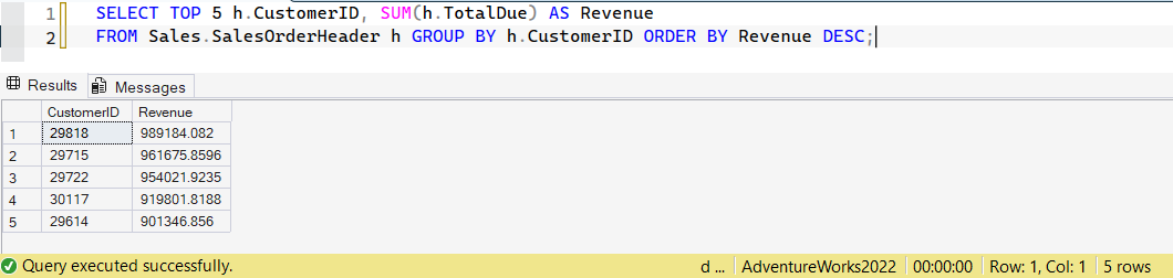 SSMS screenshot: query 3 and its result