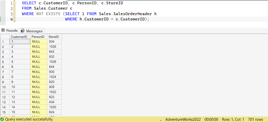 SSMS screenshot: query 12 and its result