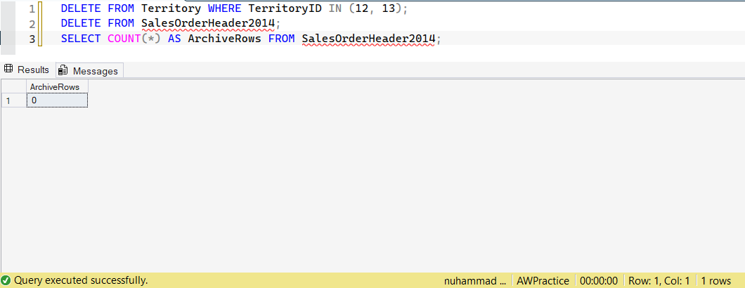 SSMS screenshot: query 11 and its result
